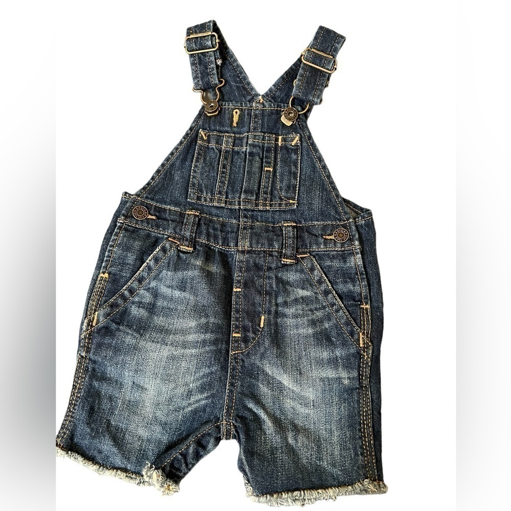 6-12 months overalls baby Gap dungarees jean shorts w/frayed ends 5 pockets